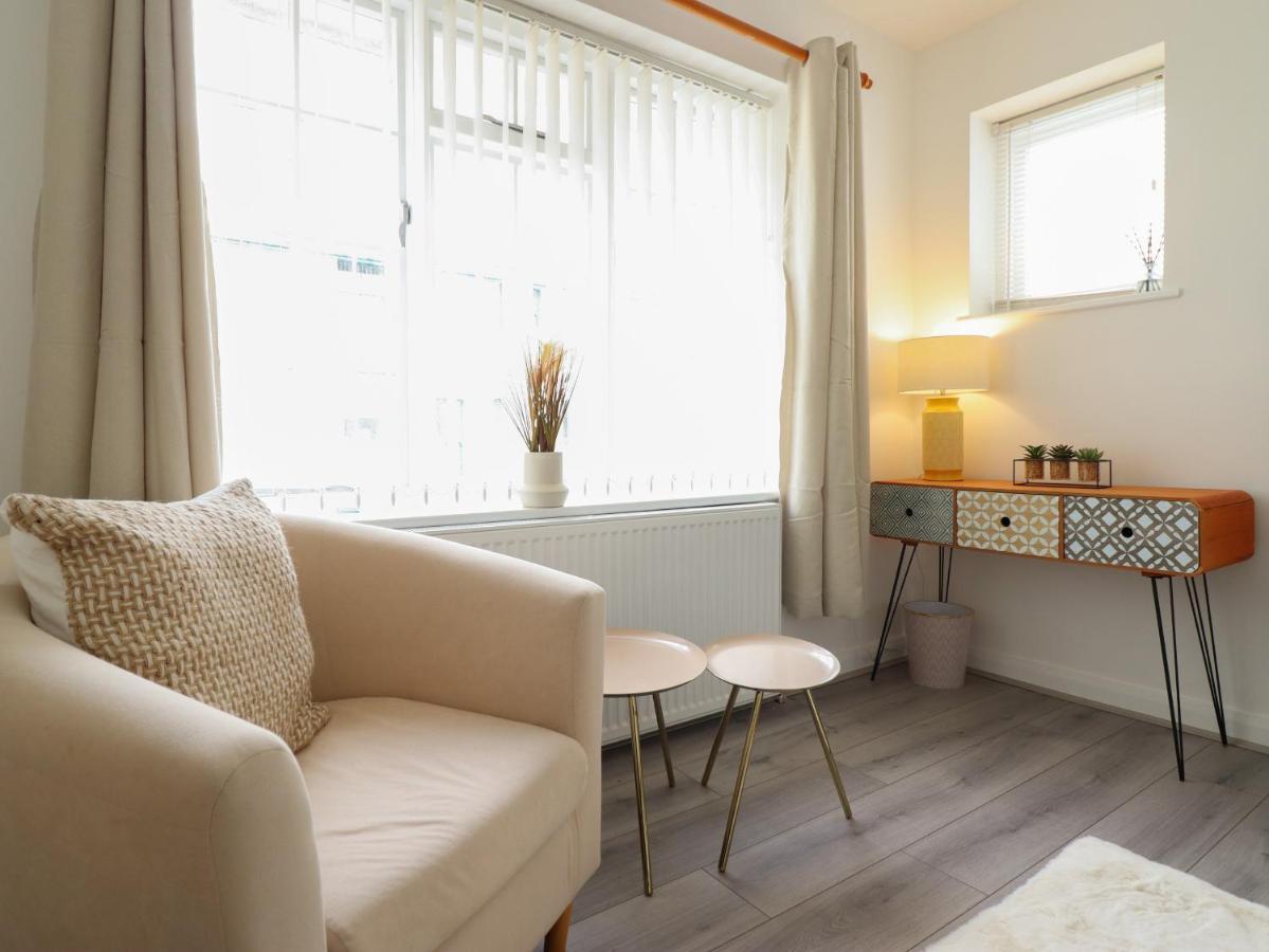 콘위 The Old Coach House 아파트 외부 사진