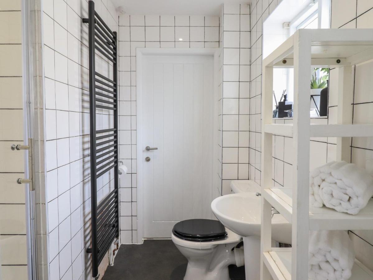 콘위 The Old Coach House 아파트 외부 사진